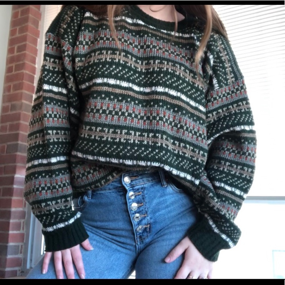 Green pattern sweater